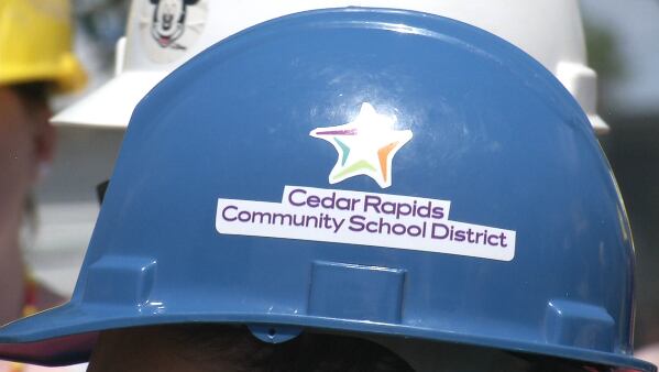 Future staff of Trailside Elementary get first look at new building - Vimarsana News